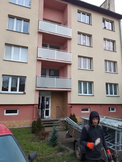 053-rekonstrukce-balkonu-lanov-002.jpg